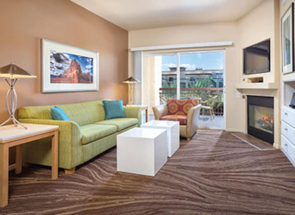 Apartment Enjoy Vegas Blvd With The Family In 2bd With Lazy River