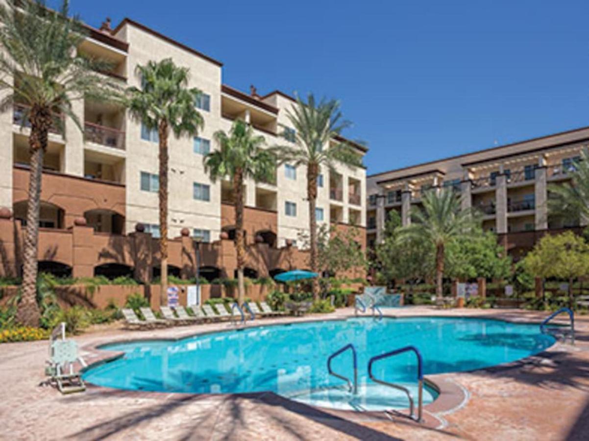 Enjoy Vegas Blvd With The Family In 2bd With Lazy River Apartment *